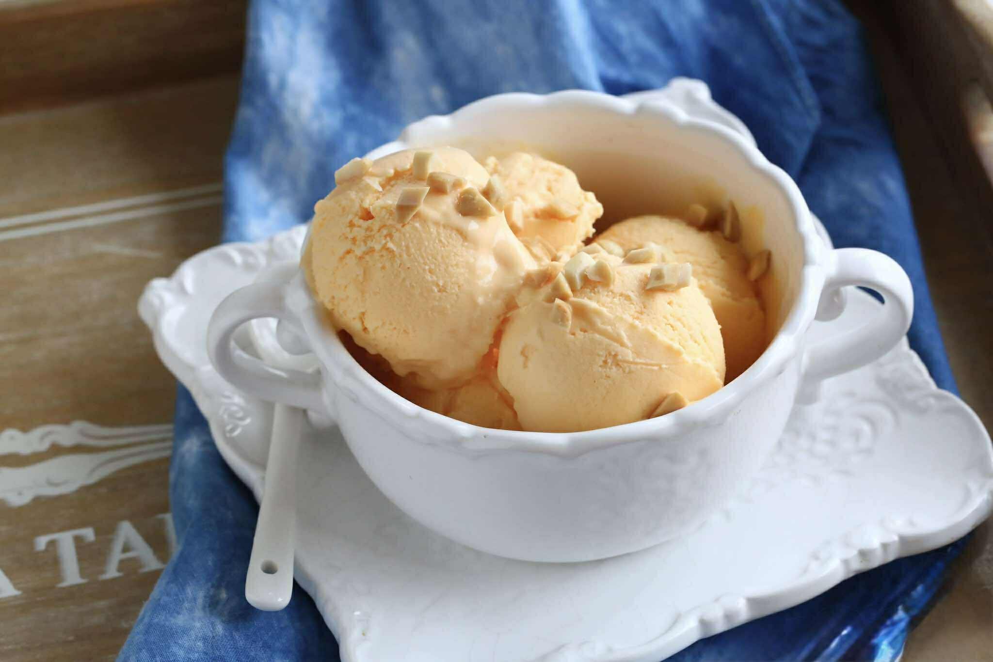 Cho nguyên liệu "đặc biệt" này vào làm kem, hương vị sẽ khiến bạn bất ngờ! - Ảnh 4. Cho nguyên liệu "đặc biệt" này vào làm kem, hương vị sẽ khiến bạn bất ngờ! - Ảnh 4.
