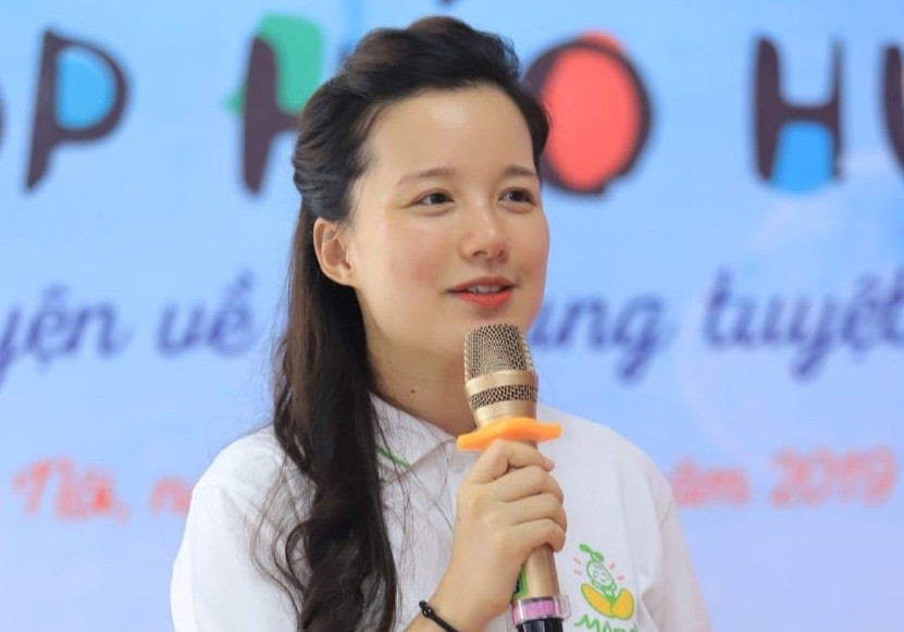 Khủng hoảng của Làng Háo Hức và MC Minh Trang - Ảnh 2. Khủng hoảng của Làng Háo Hức và MC Minh Trang - Ảnh 2.