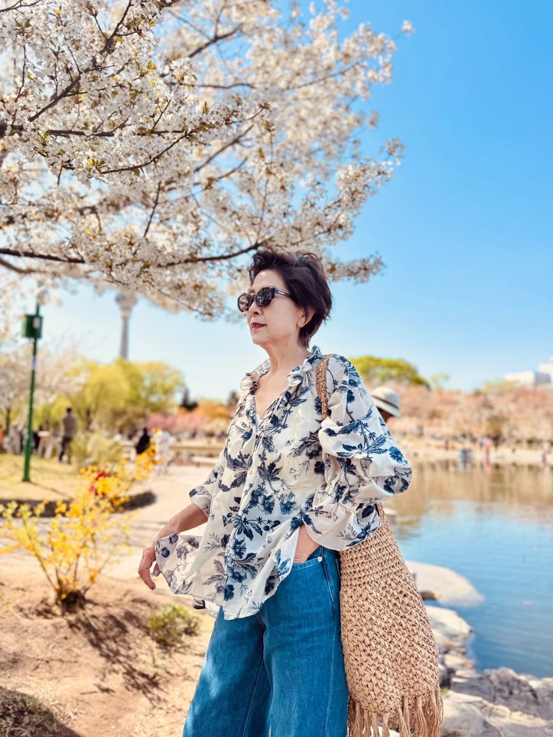 Trang phục du lịch mùa hè cho chị em 40+: Sự thoải mái + một chút Trang phục du lịch mùa hè cho chị em 40+: Sự thoải mái + một chút