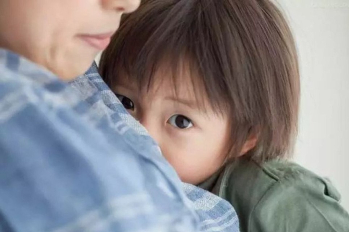 1 đứa trẻ không được sống cùng với bố mẹ sẽ trưởng thành với tính cách, tâm lý ra sao?- Ảnh 4. 1 đứa trẻ không được sống cùng với bố mẹ sẽ trưởng thành với tính cách, tâm lý ra sao?- Ảnh 4.