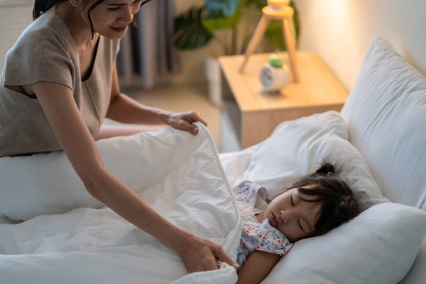 "Con bao nhiêu tuổi thì không nên ngủ cùng mẹ nữa?": Vấn đề tưởng nhỏ nhưng ảnh hưởng đến cả tương lai đứa trẻ - Ảnh 2. "Con bao nhiêu tuổi thì không nên ngủ cùng mẹ nữa?": Vấn đề tưởng nhỏ nhưng ảnh hưởng đến cả tương lai đứa trẻ - Ảnh 2.