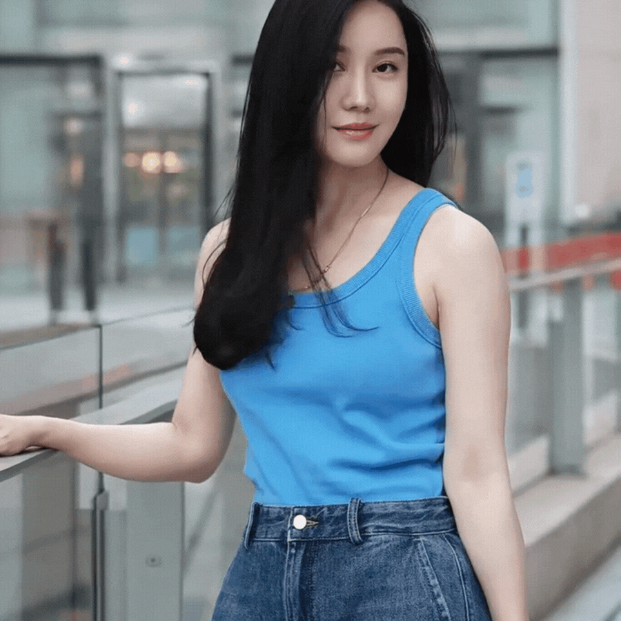 mau-xanh-duong-thang-8-12-con-giap-1-1752462550175538872587.gif