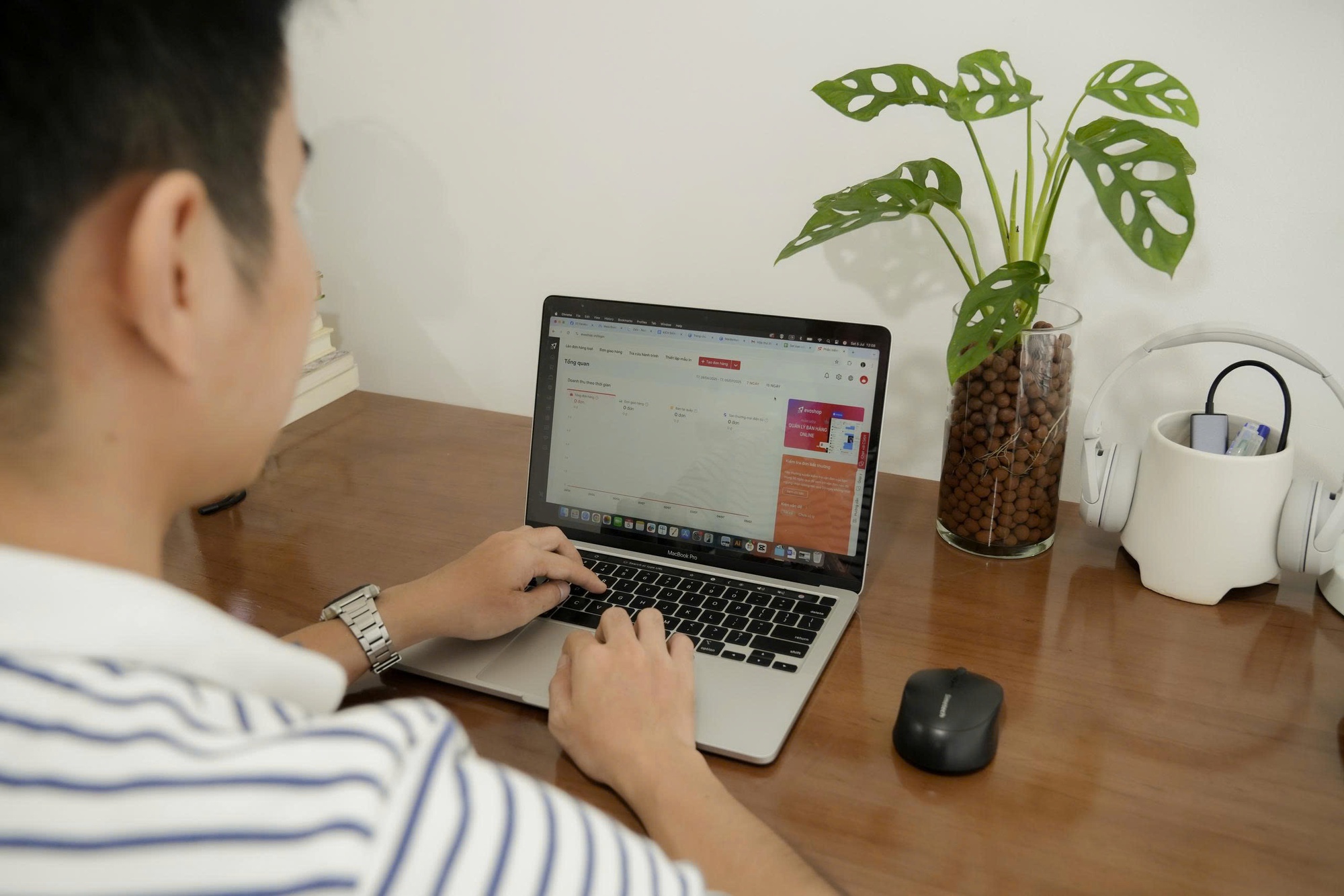 Tối ưu vận hành – Tiết kiệm chi phí: J&T Express trở thành Tối ưu vận hành – Tiết kiệm chi phí: J&T Express trở thành