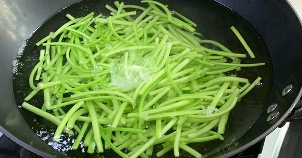 Đừng chỉ ăn củ, lá loại cây này quý như &quot;nhân sâm người nghèo&quot;, ở quê rất nhiều bỏ qua quá phí
