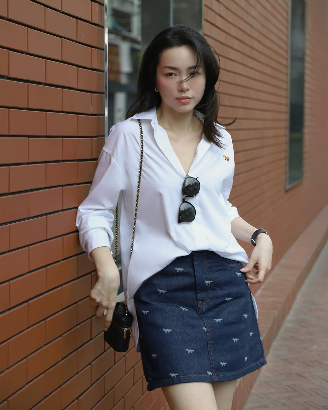 Hà Trúc bị đào lại quá khứ để lông mày sắc lẹm, cố trở thành Hà Trúc bị đào lại quá khứ để lông mày sắc lẹm, cố trở thành