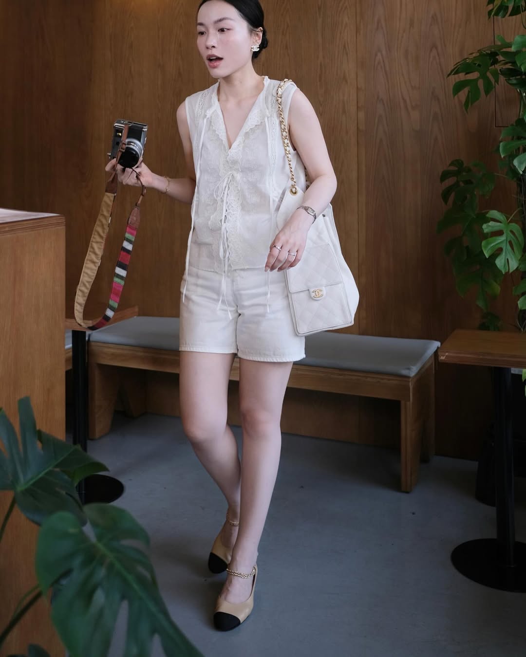 Hà Trúc bị đào lại quá khứ để lông mày sắc lẹm, cố trở thành Hà Trúc bị đào lại quá khứ để lông mày sắc lẹm, cố trở thành