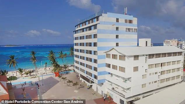 Bí ẩn 3 người trong cùng 1 gia đình được tìm thấy tử vong trong resort thiên đường - Ảnh 2.