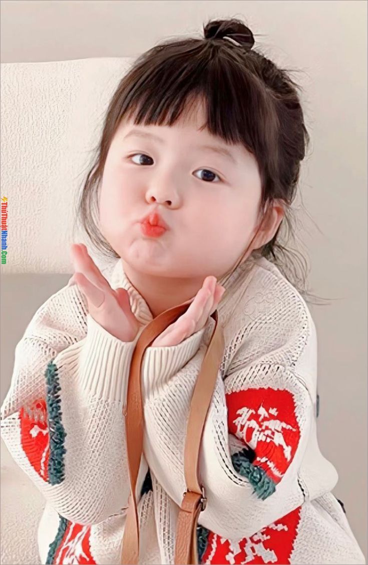 Bố mẹ có EQ thấp sẽ làm những việc này khi thấy con ăn vạ ở nơi công cộng- Ảnh 1. Bố mẹ có EQ thấp sẽ làm những việc này khi thấy con ăn vạ ở nơi công cộng- Ảnh 1.