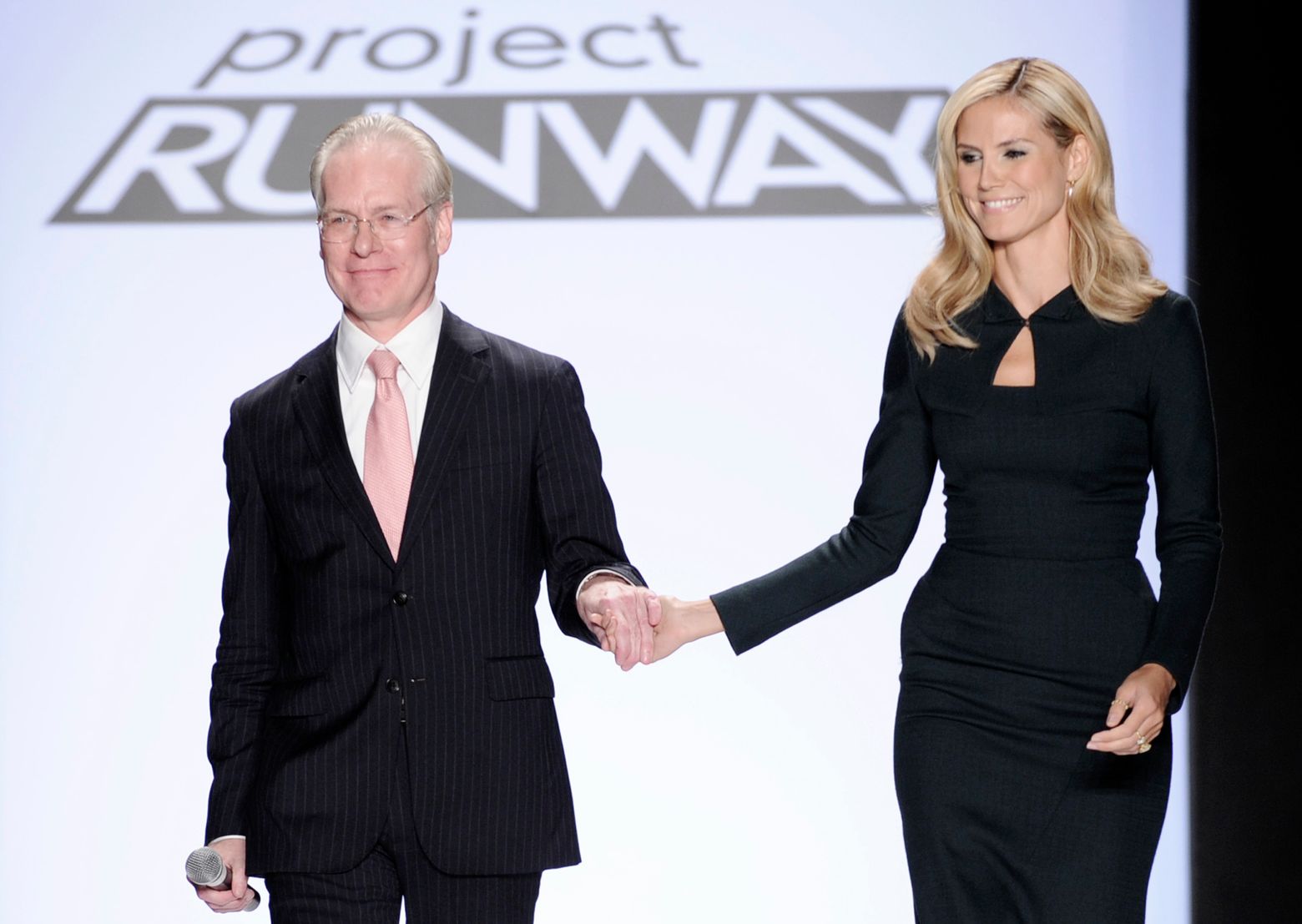 urn-publicid-ap-org-1935ee2052604e01bf3042d815e3e5d3tv-heidi-klum-tim-gunn-47861-1-23850497890345889372434-1752636232862-17526362331381890391724.jpg