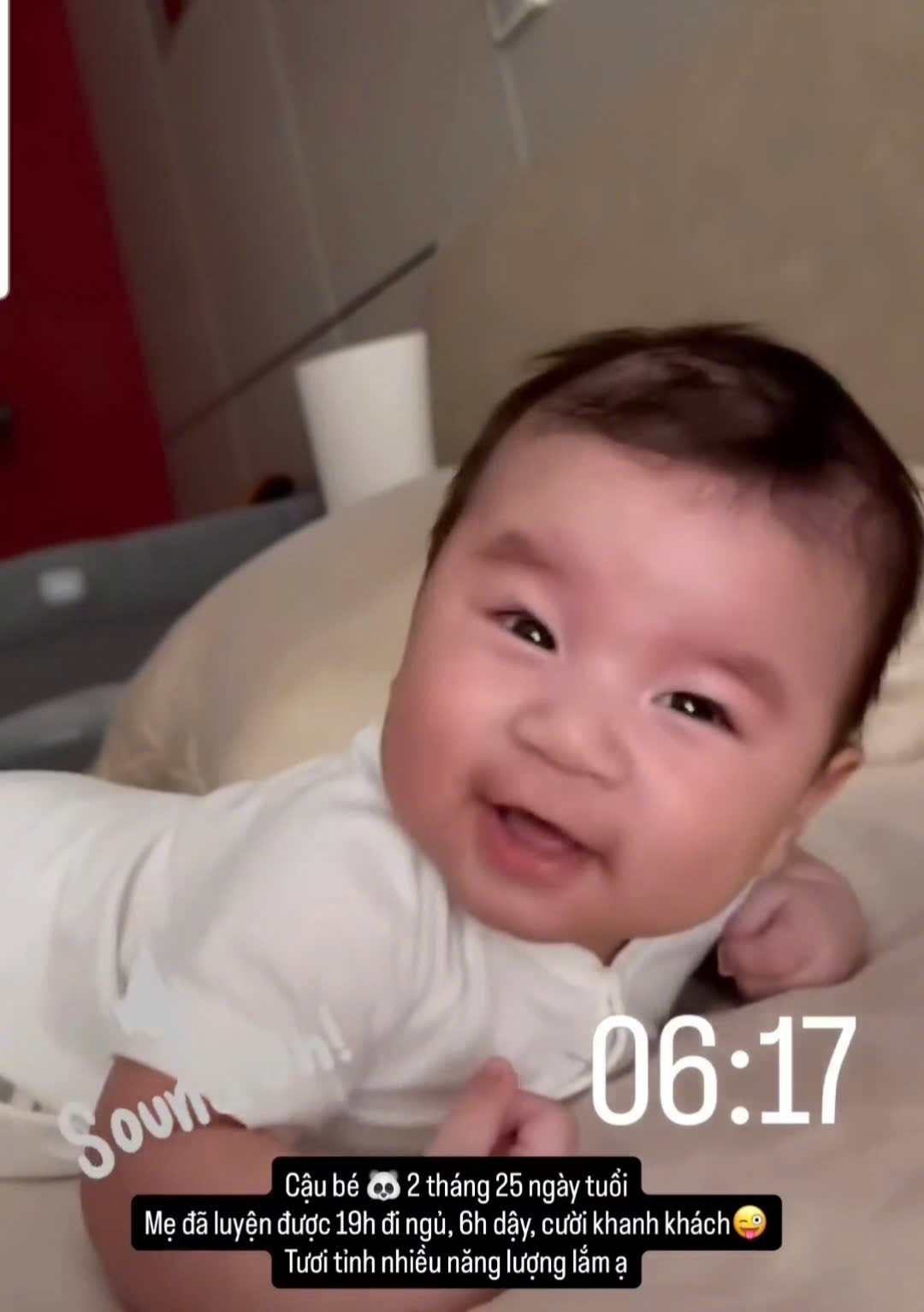 Mới 2,5 tháng nhưng bé Panda đã siêu hóng chuyện, cười khanh khách và tràn đầy năng lượng: Mẹ Mai Ngọc có bí quyết cả đấy!- Ảnh 4. Mới 2,5 tháng nhưng bé Panda đã siêu hóng chuyện, cười khanh khách và tràn đầy năng lượng: Mẹ Mai Ngọc có bí quyết cả đấy!- Ảnh 4.