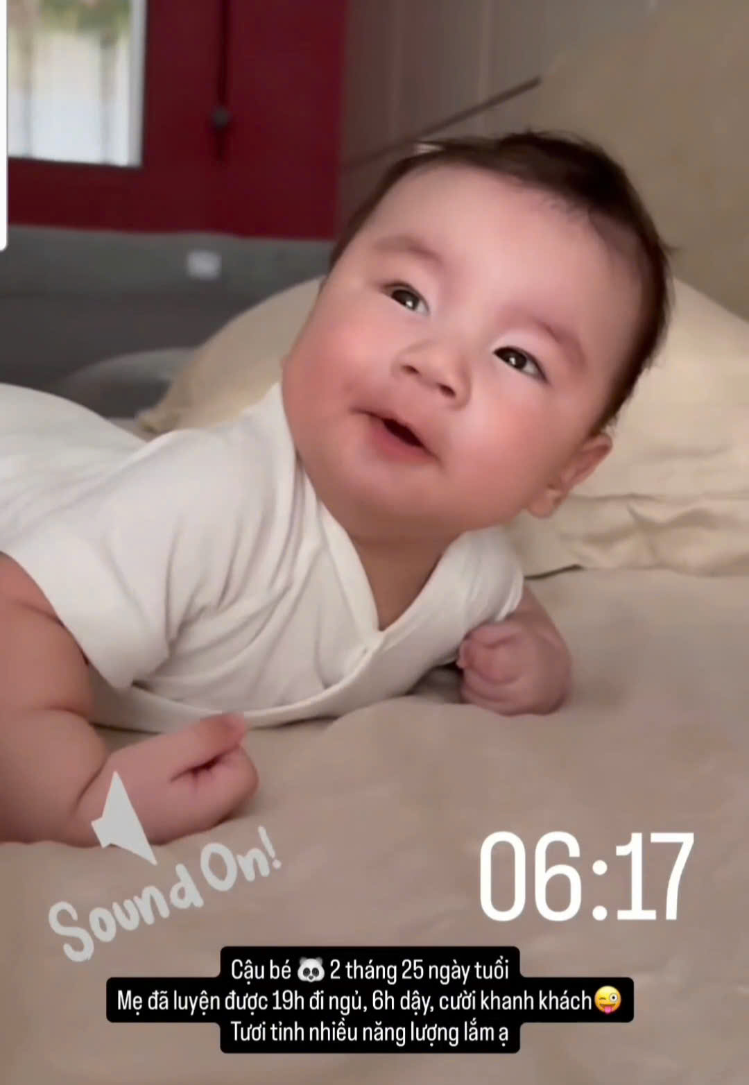 Mới 2,5 tháng nhưng bé Panda đã siêu hóng chuyện, cười khanh khách và tràn đầy năng lượng: Mẹ Mai Ngọc có bí quyết cả đấy!- Ảnh 2. Mới 2,5 tháng nhưng bé Panda đã siêu hóng chuyện, cười khanh khách và tràn đầy năng lượng: Mẹ Mai Ngọc có bí quyết cả đấy!- Ảnh 2.