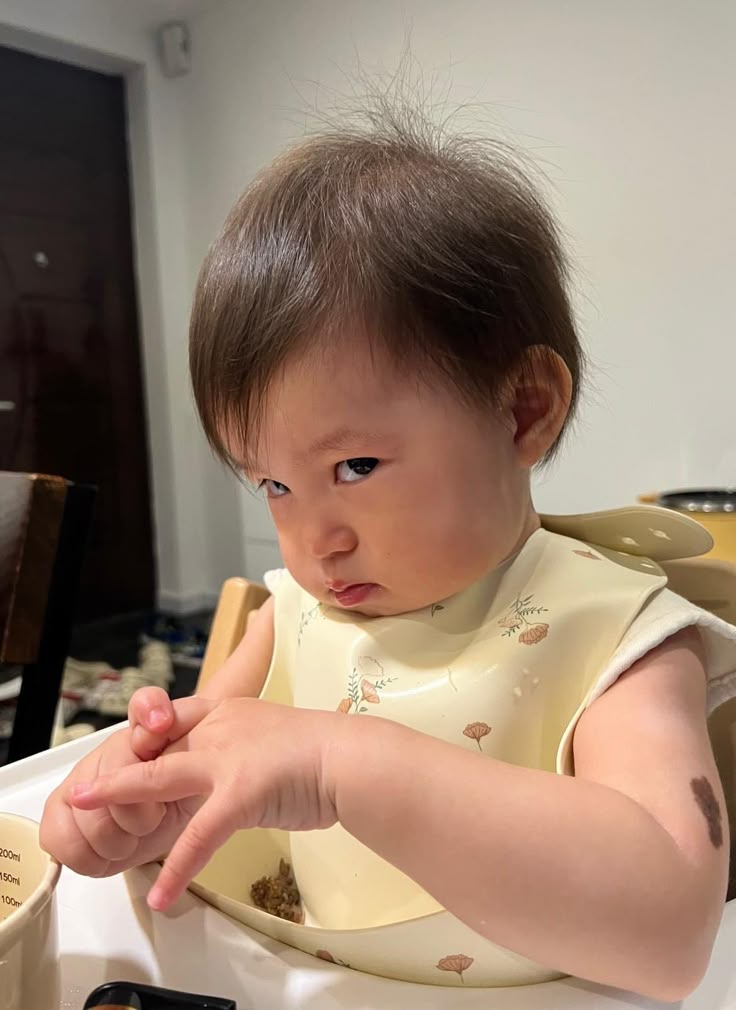 R&otilde; r&agrave;ng l&agrave; 1 em b&eacute; th&acirc;n thiện, bỗng nhi&ecirc;n con thường xuy&ecirc;n Đ&Aacute;NH NGƯỜI: Bố mẹ c&oacute; thể kh&ocirc;ng cần lo lắng nhưng tuyệt đối kh&ocirc;ng được BỎ QUA- Ảnh 3.