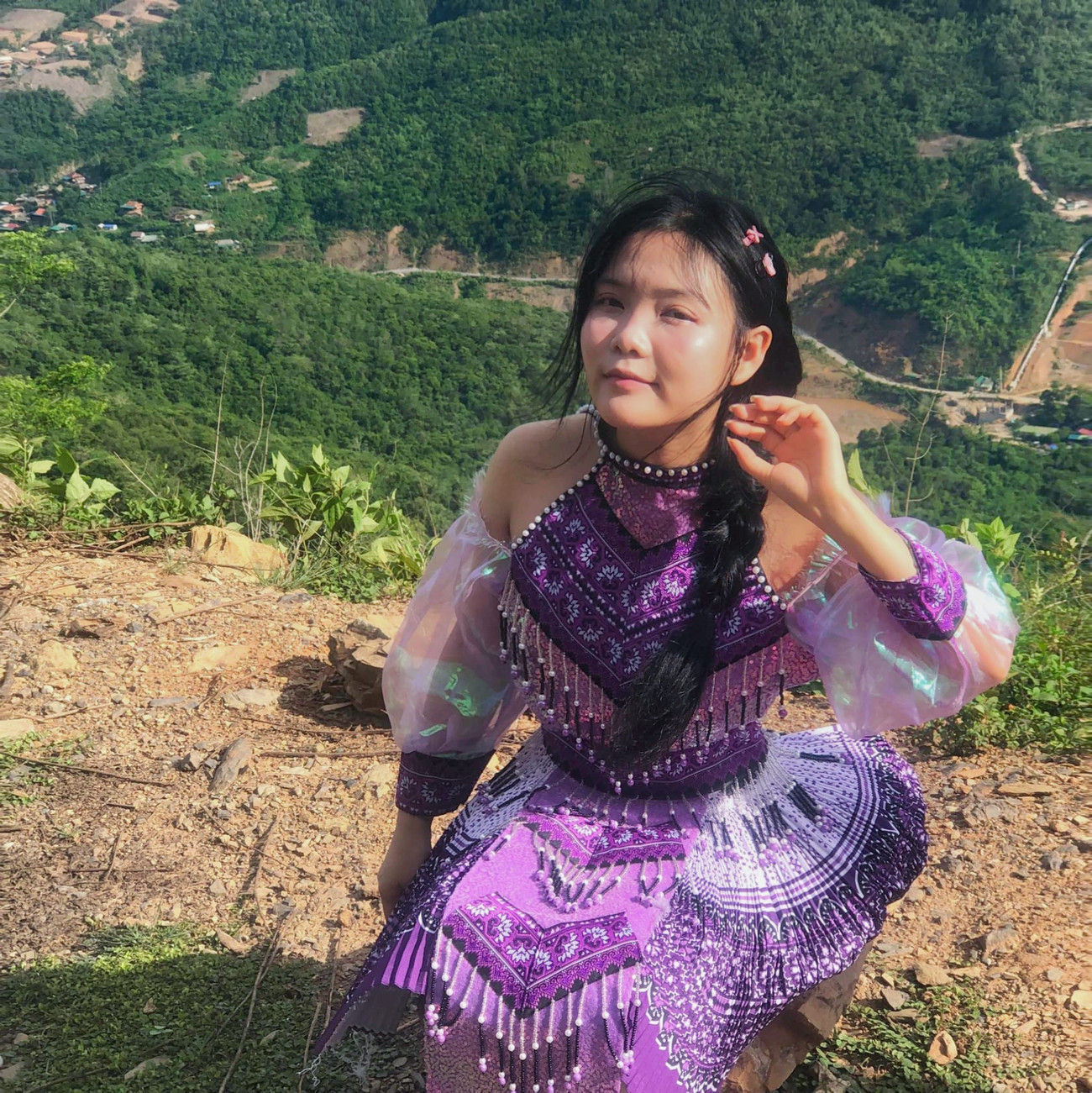 Từ bản làng nghèo, hai nữ sinh Thái vươn lên thành Á khoa toàn quốc - Ảnh 3. Từ bản làng nghèo, hai nữ sinh Thái vươn lên thành Á khoa toàn quốc - Ảnh 3.