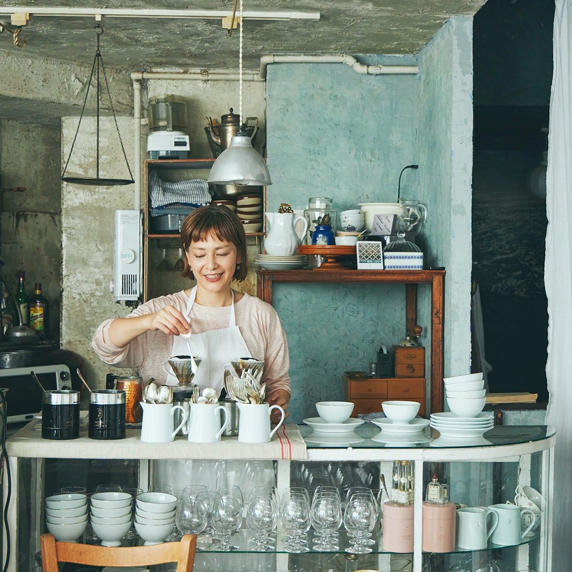 &quot;Mua ít, dùng nhiều&quot;: Nguyên tắc sống tối giản giúp phụ nữ trung niên nhẹ ví mà vẫn đủ đầy - Ảnh 3.