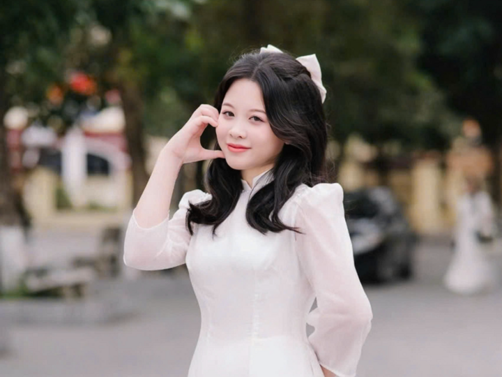 Nữ sinh trường làng giành ba điểm 10 trở thành thủ khoa toàn quốc khối A - Ảnh 1. Nữ sinh trường làng giành ba điểm 10 trở thành thủ khoa toàn quốc khối A - Ảnh 1.