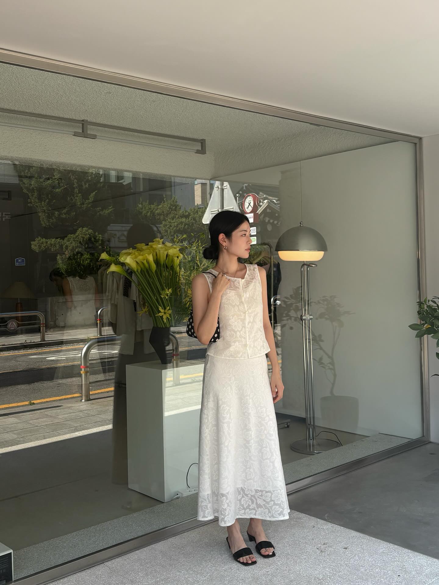 Kiểu chân váy đơn giản mà giờ đi đâu cũng gặp, cứ mặc lên là sang xịn mịn miễn bàn - Ảnh 6.