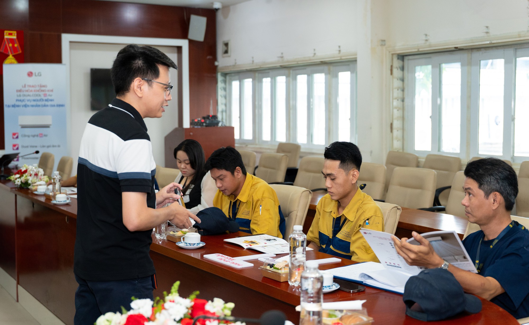 LG Electronics Việt Nam đồng hành cùng Bệnh viện Nhân dân Gia Định, góp phần nâng cao chất lượng khám, chữa bệnh- Ảnh 4. LG Electronics Việt Nam đồng hành cùng Bệnh viện Nhân dân Gia Định, góp phần nâng cao chất lượng khám, chữa bệnh- Ảnh 4.