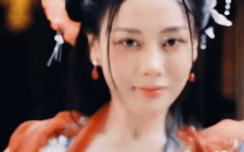 phuong-oanh-shark-binh-1-17528565386721099850975.gif