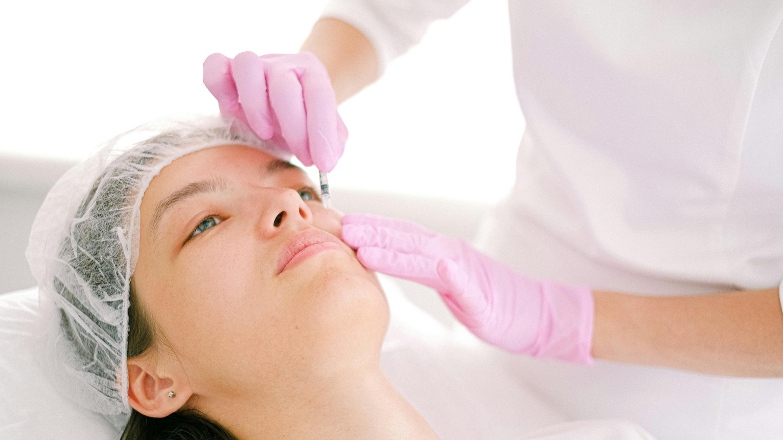 safetyandqualitycosmeticsurgerystandardswebheaderimage1080x1920fcf32477-6745-47af-a7e3-04cb6a853fd21600x-17527495876781444449320-1752805627059-17528056271721689213331.png