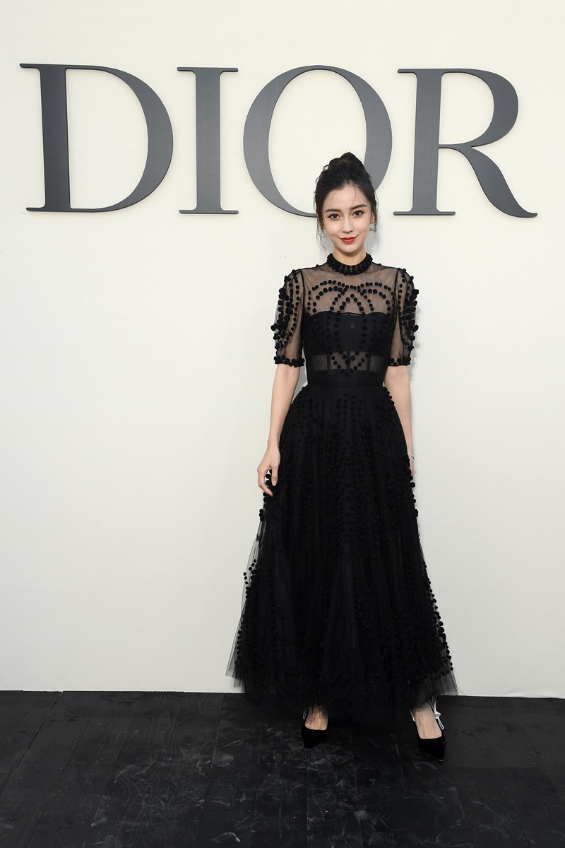 Angelababy: Từ mẫu teen thành nàng thơ Dior, biểu tượng nhan sắc vượt thị phi và lần trở lại ngoạn mục hậu Angelababy: Từ mẫu teen thành nàng thơ Dior, biểu tượng nhan sắc vượt thị phi và lần trở lại ngoạn mục hậu