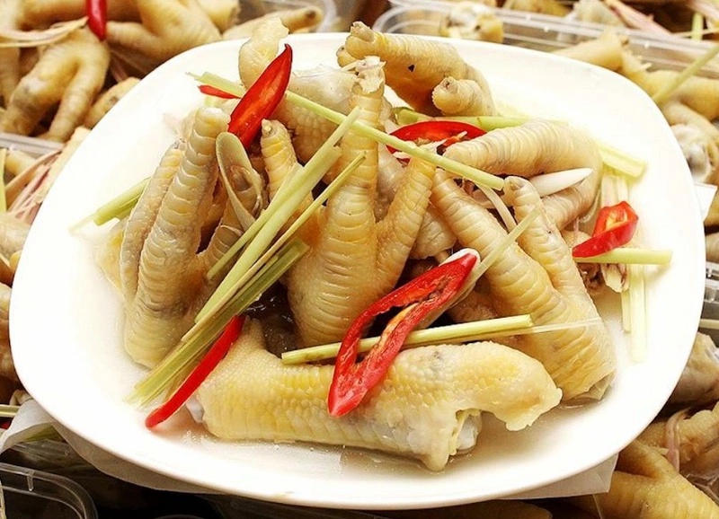 Cô gái 20 tuổi bị phồng rộp, nóng ran 10 đầu ngón tay vì hành động này khi làm món chân gà sả ớt - Ảnh 1. Cô gái 20 tuổi bị phồng rộp, nóng ran 10 đầu ngón tay vì hành động này khi làm món chân gà sả ớt - Ảnh 1.