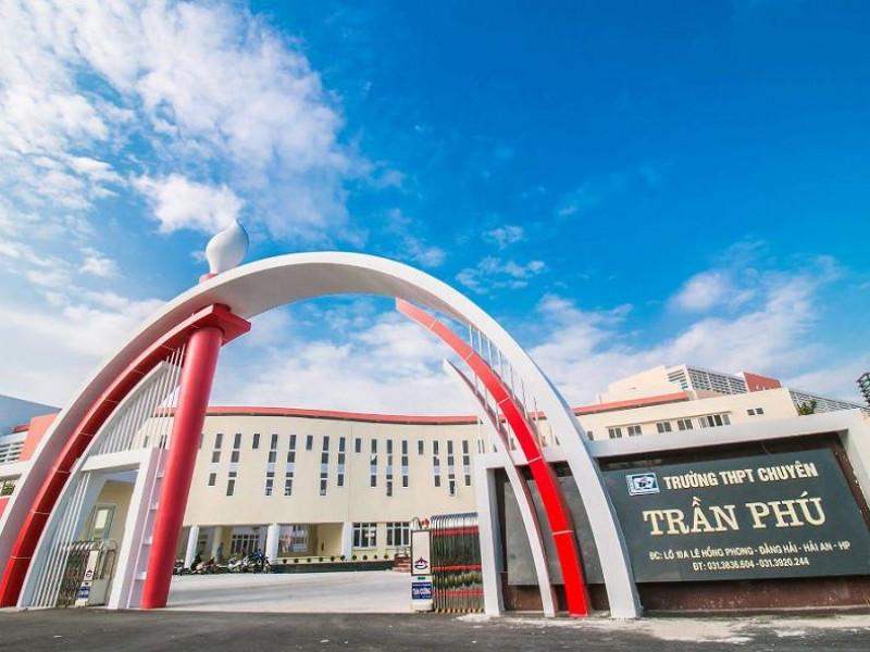 Nhầm lẫn kết quả xét tuyển lớp 10 trường chuyên: Đỗ thành trượt, trượt thành đỗ - Ảnh 1. img