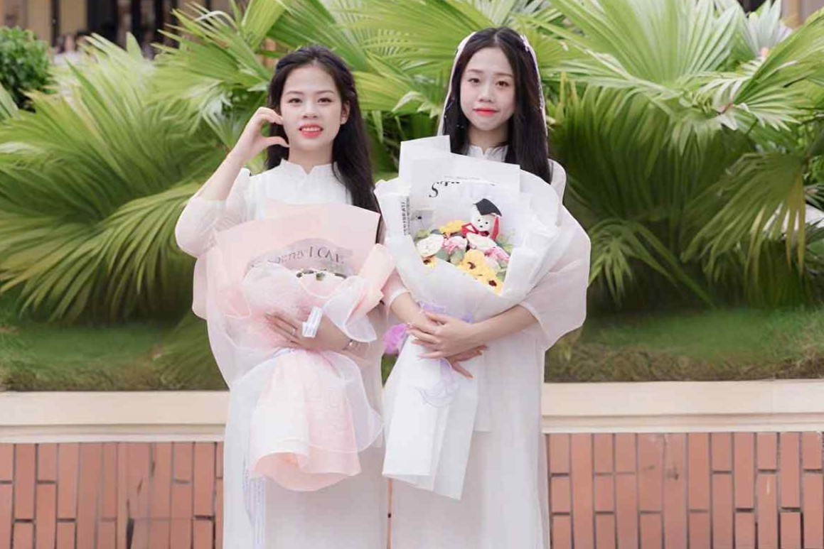 Cặp song sinh vùng cao Nghệ An cùng đạt điểm cao khối C, quyết tâm đổi đời bằng con chữ - Ảnh 4.