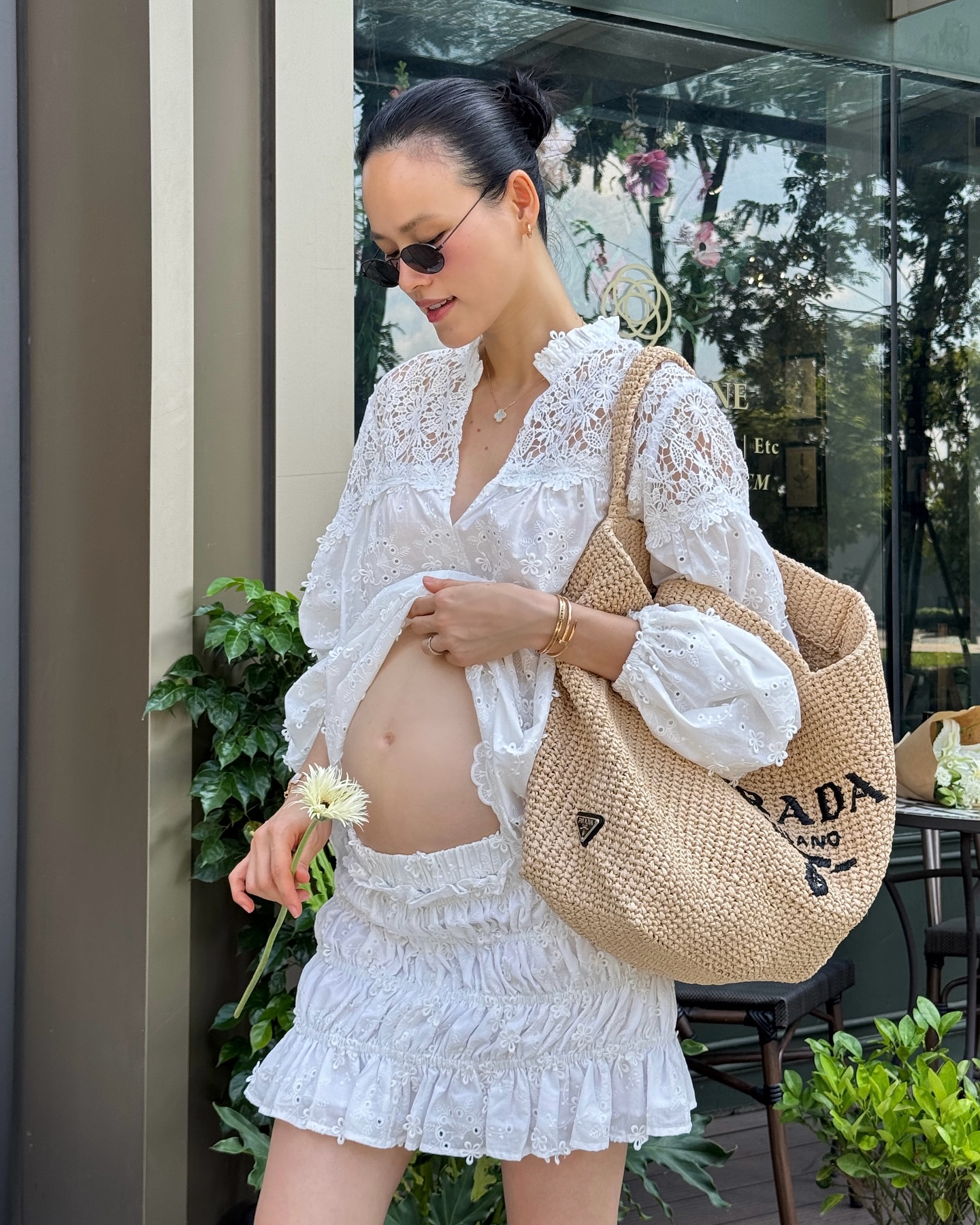 Mẹ bầu Vbiz mặc đẹp nhất là đây: Trẻ trung và sang ngút ngàn, ngắm đã mắt đến từng bộ - Ảnh 7.