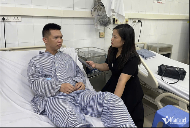 Người đàn ông cố gắng cứu mẹ và nhiều người giữa vụ lật tàu Hạ Long nhưng đau lòng khi không thể cứu được người yêu - Ảnh 1. Người đàn ông cố gắng cứu mẹ và nhiều người giữa vụ lật tàu Hạ Long nhưng đau lòng khi không thể cứu được người yêu - Ảnh 1.