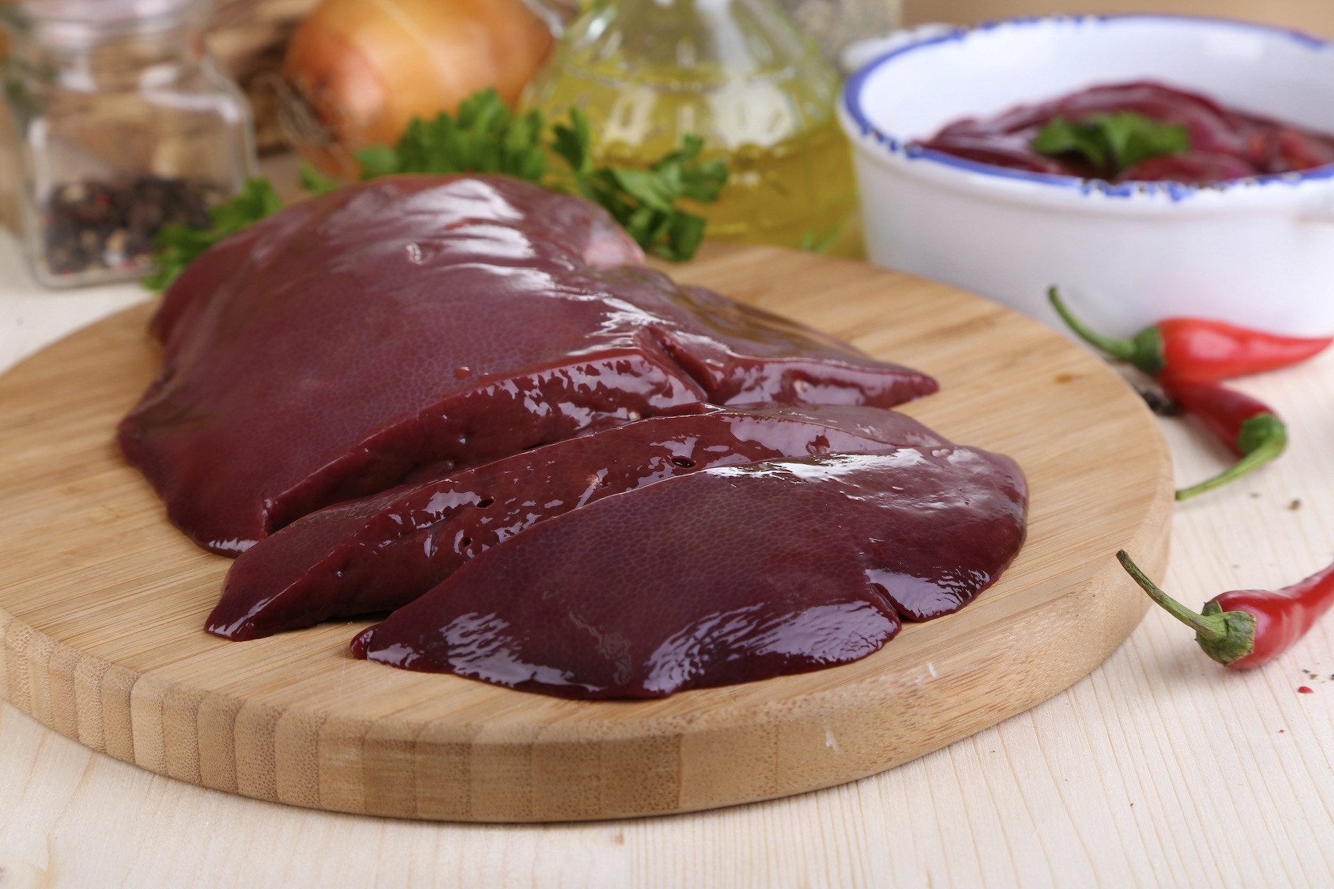 Một thực phẩm quen mặt có lượng cholesterol cao gần gấp 4 lần mỡ lợn: Ăn nhiều hại đủ đường - Ảnh 4. Một thực phẩm quen mặt có lượng cholesterol cao gần gấp 4 lần mỡ lợn: Ăn nhiều hại đủ đường - Ảnh 4.