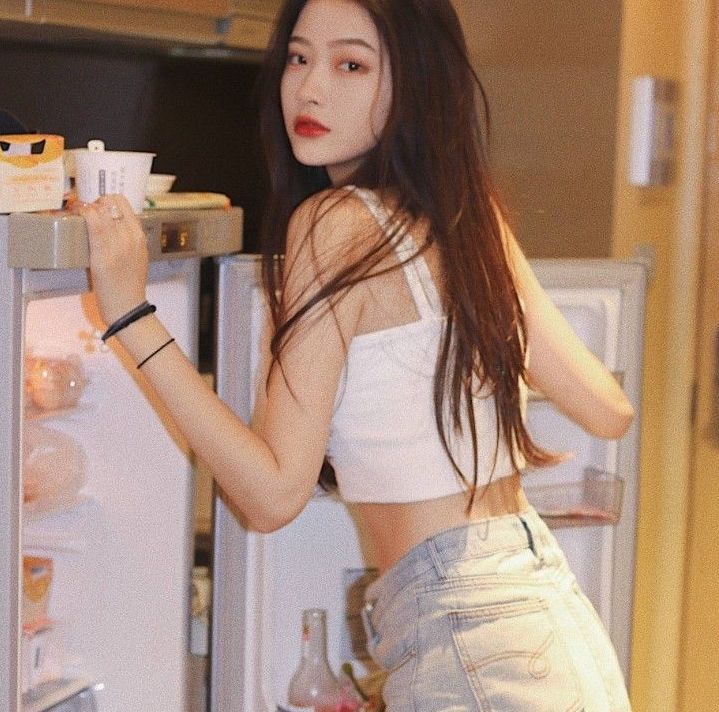 Pha loãng 2 thứ màu trắng với nước được chuyên gia ca ngợi là cách tẩy sạch “độc tố” trong tủ lạnh: Rất quen trong bếp - Ảnh 1. Pha loãng 2 thứ màu trắng với nước được chuyên gia ca ngợi là cách tẩy sạch “độc tố” trong tủ lạnh: Rất quen trong bếp - Ảnh 1.