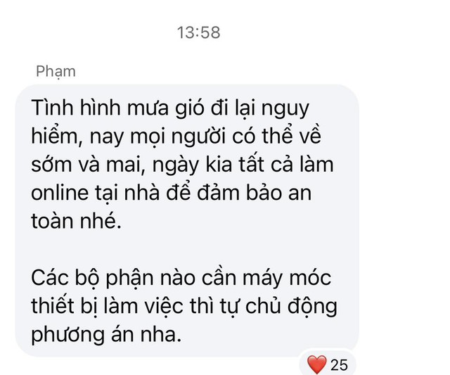 Hà Nội trước giờ bão số 3: Nhiều công ty cho nhân viên làm online, dân văn phòng tranh thủ tan làm sớm né mưa giông - Ảnh 5. Hà Nội trước giờ bão số 3: Nhiều công ty cho nhân viên làm online, dân văn phòng tranh thủ tan làm sớm né mưa giông - Ảnh 5.