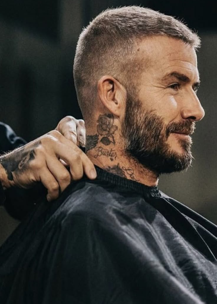David Beckham gặp sự cố, vợ cũng phải lên tiếng- Ảnh 10. David Beckham gặp sự cố, vợ cũng phải lên tiếng- Ảnh 10.