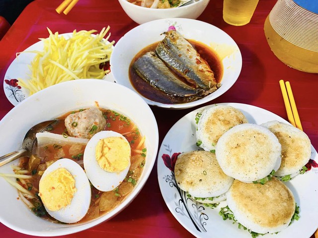 Món bánh Việt lên đài Hàn Quốc: Không phải bánh mì, bánh rán, du khách nhận xét &quot;Tôi tưởng nó đắt lắm&quot; - Ảnh 6.