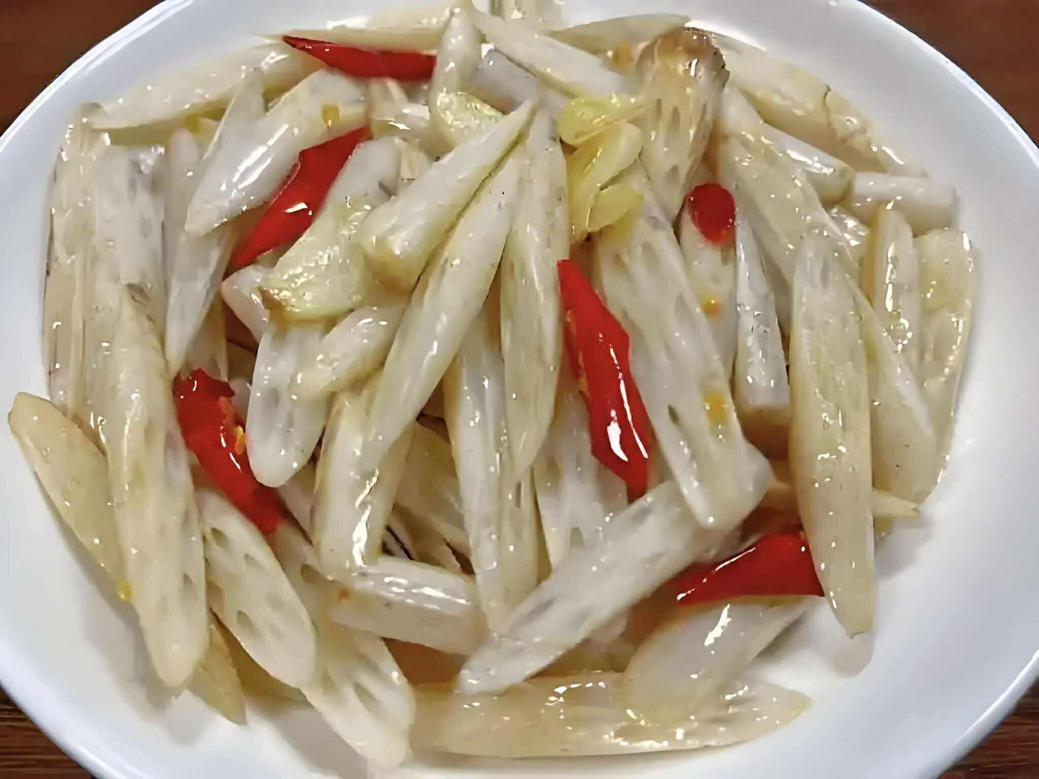 Có 4 loại rau mùa hè không chứa thuốc trừ sâu: Người sành ăn sẽ mua ngay về nấu 4 món ngon dễ làm - Ảnh 2.