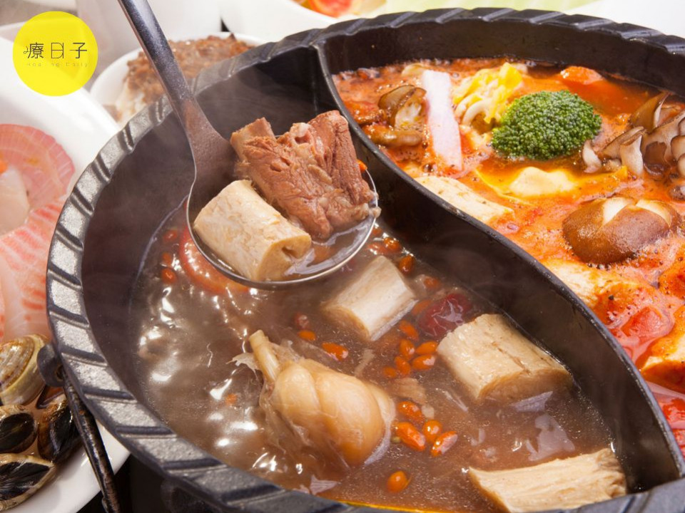 Phụ nữ thường xuyên ăn 5 món này chẳng khác nào làm hại tử cung, nuôi lớn tế bào ung thư- Ảnh 2. Phụ nữ thường xuyên ăn 5 món này chẳng khác nào làm hại tử cung, nuôi lớn tế bào ung thư- Ảnh 2.