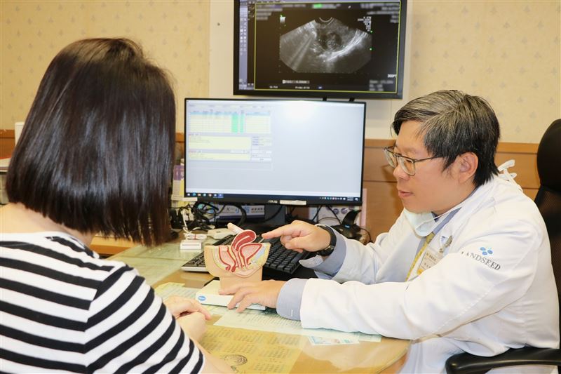 Phụ nữ thường xuyên ăn 5 món này chẳng khác nào làm hại tử cung, nuôi lớn tế bào ung thư- Ảnh 4. Phụ nữ thường xuyên ăn 5 món này chẳng khác nào làm hại tử cung, nuôi lớn tế bào ung thư- Ảnh 4.