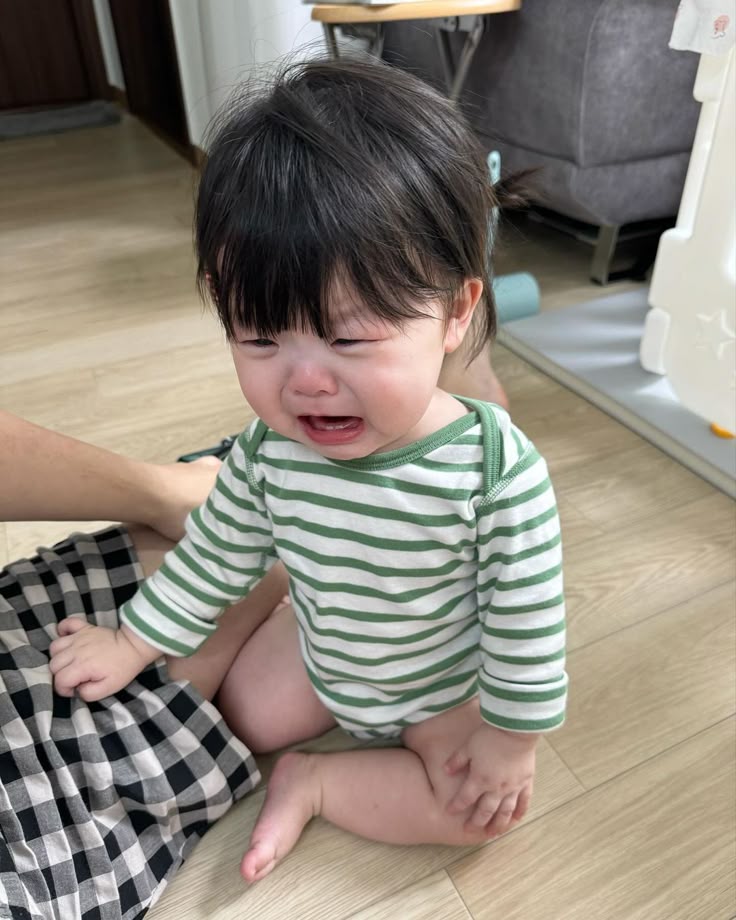 Con đòi hỏi bằng được nhưng cả thèm chóng chán: Phản ứng khác biệt của bố mẹ EQ thấp và bố mẹ EQ cao- Ảnh 5. Con đòi hỏi bằng được nhưng cả thèm chóng chán: Phản ứng khác biệt của bố mẹ EQ thấp và bố mẹ EQ cao- Ảnh 5.