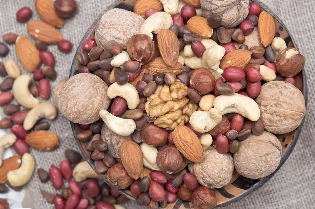 Đã tìm ra "quán quân" nuôi dưỡng trái tim: Không phải táo đỏ, mà là một cặp đôi giàu omega-3, có thể giúp trái tim "trẻ trung" lâu dài!- Ảnh 6. Đã tìm ra "quán quân" nuôi dưỡng trái tim: Không phải táo đỏ, mà là một cặp đôi giàu omega-3, có thể giúp trái tim "trẻ trung" lâu dài!- Ảnh 6.
