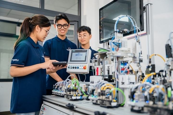 Bộ GD&ĐT bỏ quy định đạt 8 điểm Toán mới được học ngành bán dẫn - Ảnh 1. Bộ GD&ĐT bỏ quy định đạt 8 điểm Toán mới được học ngành bán dẫn - Ảnh 1.