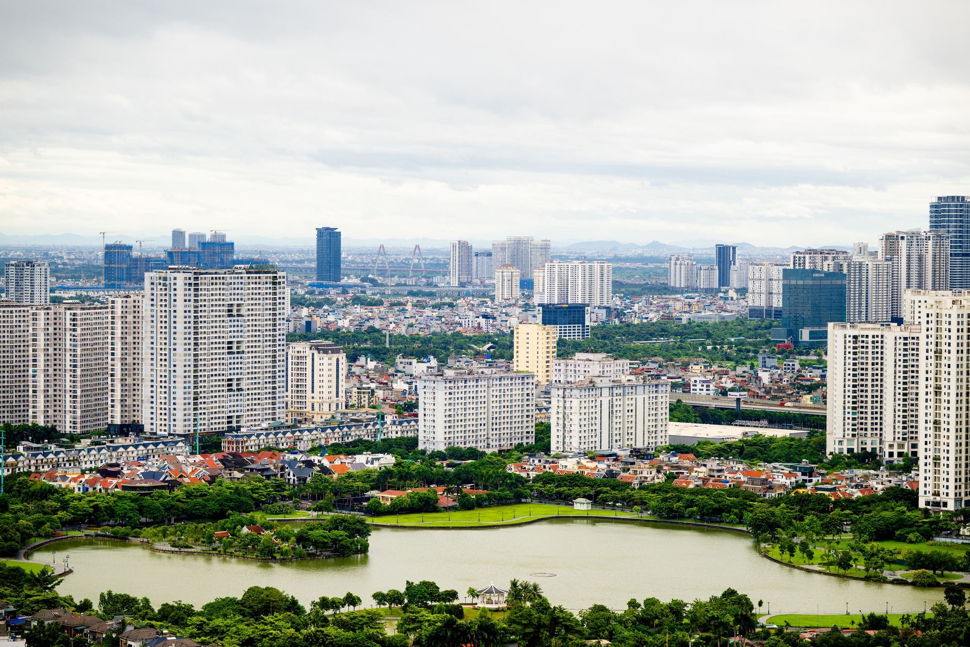 Trực tiếp: Bão số 3 đổ bộ đất liền Hưng Yên - Ninh Bình; CSGT Hà Nội khuyến cáo người dân hạn chế ra đường- Ảnh 5. Trực tiếp: Bão số 3 đổ bộ đất liền Hưng Yên - Ninh Bình; CSGT Hà Nội khuyến cáo người dân hạn chế ra đường- Ảnh 5.
