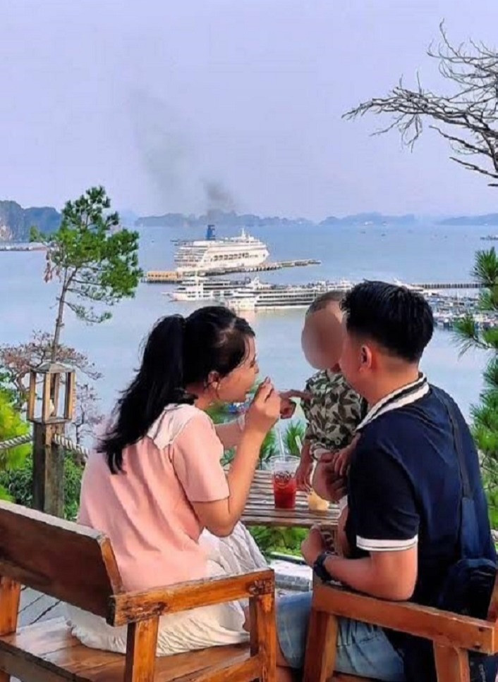 Bị tố dựng chuyện, câu like vụ thoát nạn lật tàu ở vịnh Hạ Long, "Gia đình nhà Thóc": Chúng tôi muốn khép lại mọi chuyện - Ảnh 2. Bị tố dựng chuyện, câu like vụ thoát nạn lật tàu ở vịnh Hạ Long, "Gia đình nhà Thóc": Chúng tôi muốn khép lại mọi chuyện - Ảnh 2.
