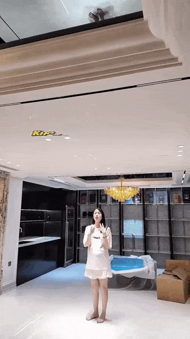 5-min-175325700016343275442-1753316905429-17533169055411865529463.gif