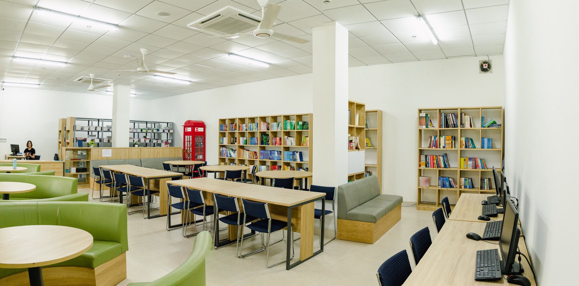 Một trường ĐH sở hữu 6 cơ sở khắp Hà Nội, sinh viên được BIG4 book lịch từ năm 3: Danh xưng "Học viện Hoàng gia" quả không sai!- Ảnh 8. Một trường ĐH sở hữu 6 cơ sở khắp Hà Nội, sinh viên được BIG4 book lịch từ năm 3: Danh xưng "Học viện Hoàng gia" quả không sai!- Ảnh 8.