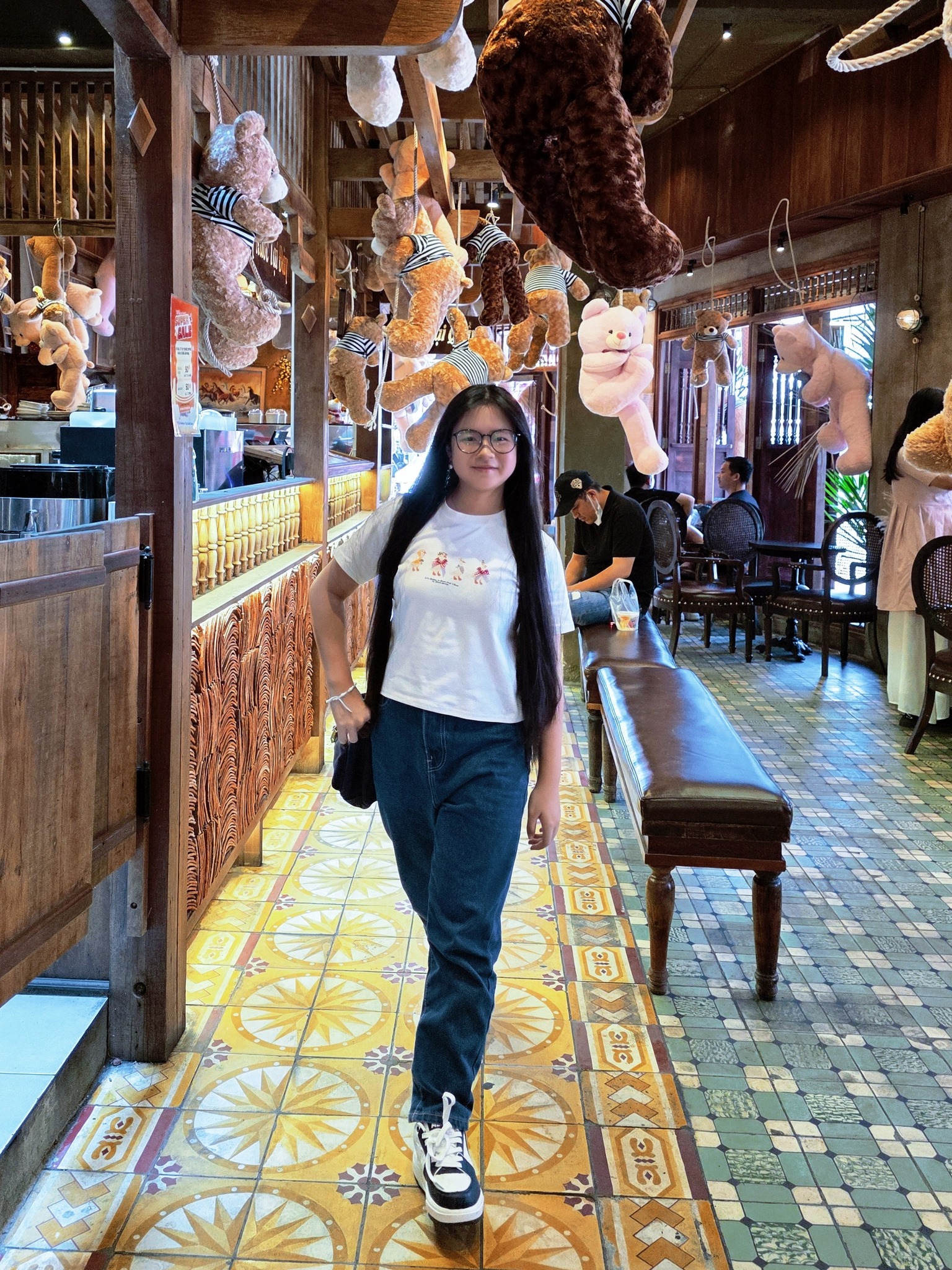 “Con gái Trấn Thành” xuất hiện với vẻ ngoài lạ lẫm ở tuổi dậy thì- Ảnh 2.
