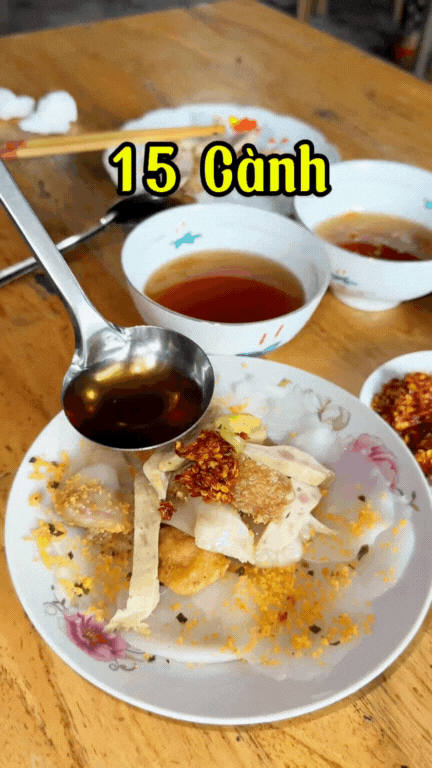 banh-uot-o-lan-5-1753371428585825328642.gif