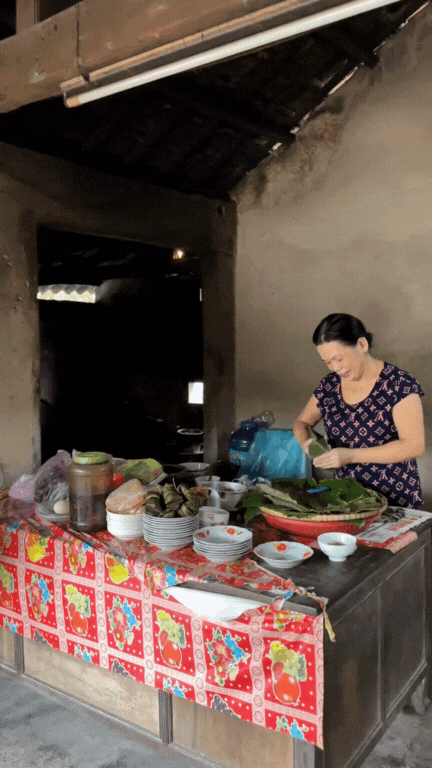 banh-uot-o-lan-8-17533714286291658700319.gif