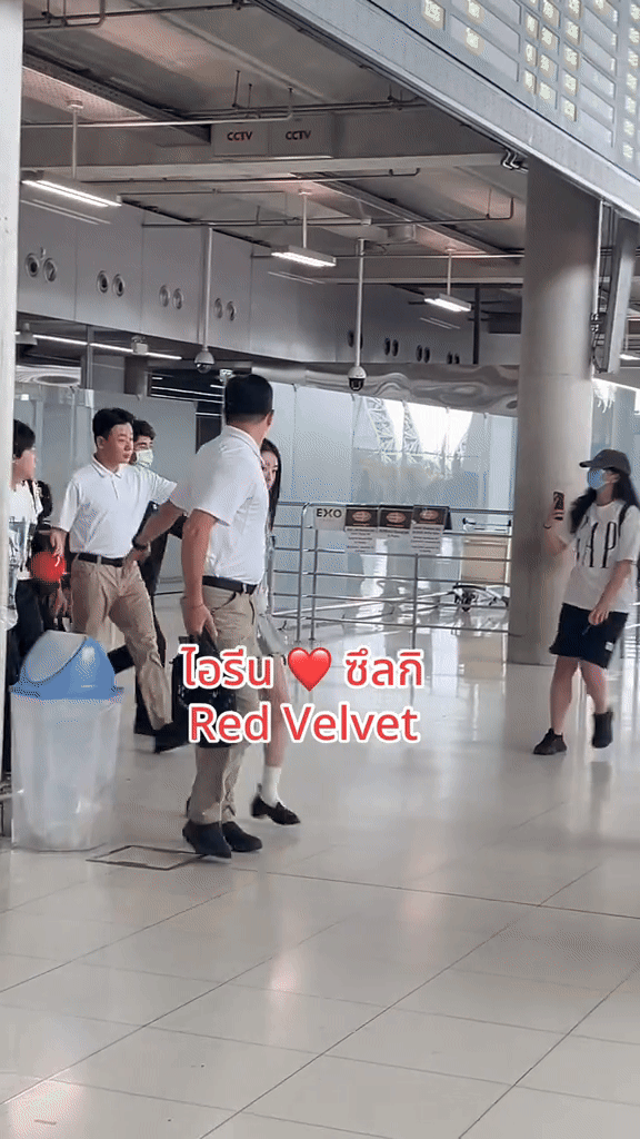 Mỹ nhân có nhan sắc nữ thần nhưng cứ bước đi là bị soi- Ảnh 2. Mỹ nhân có nhan sắc nữ thần nhưng cứ bước đi là bị soi- Ảnh 2.