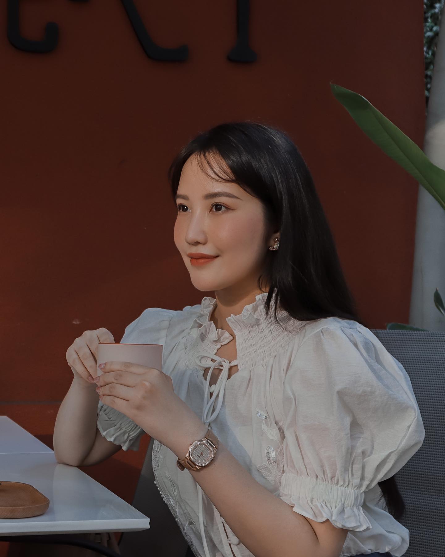 Người đẹp Vbiz là ái nữ gia tộc quyền quý, kết hôn với người thừa kế "đế chế" bất động sản Sài thành đúng chuẩn “môn đăng hộ đối”- Ảnh 6. Người đẹp Vbiz là ái nữ gia tộc quyền quý, kết hôn với người thừa kế "đế chế" bất động sản Sài thành đúng chuẩn “môn đăng hộ đối”- Ảnh 6.