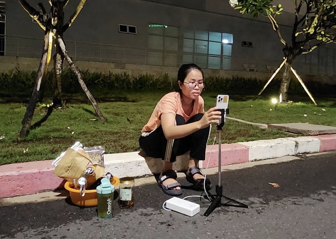 Nhìn lại toàn cảnh vụ mẹ bé Bắp: Từ hành trình chống ung thư cùng con đến lùm xùm hơn 16 tỷ tiền từ thiện và kết luận điều tra cuối cùng - Ảnh 1.